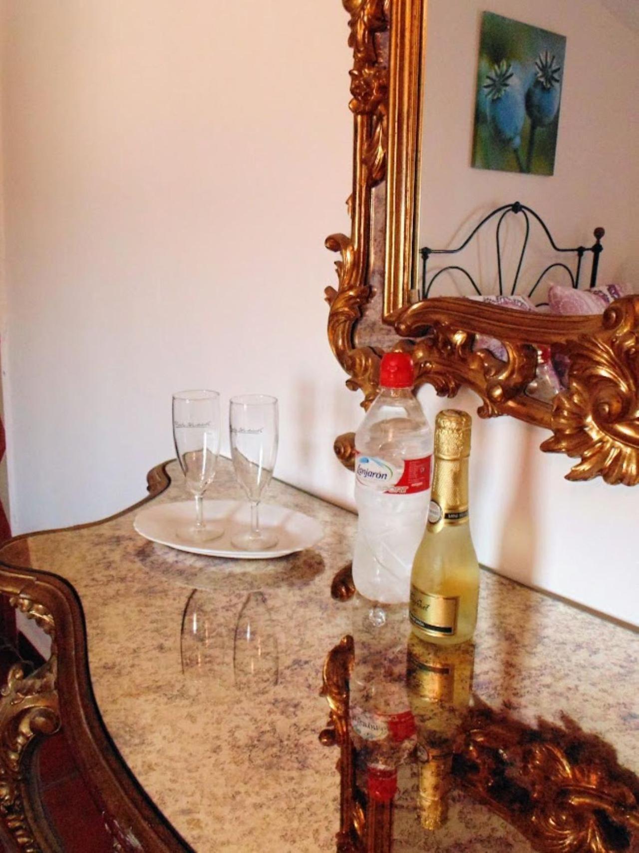 לינה וארוחת בוקר Sorbas Bed & Breakfast Alegria Y Luna מראה חיצוני תמונה